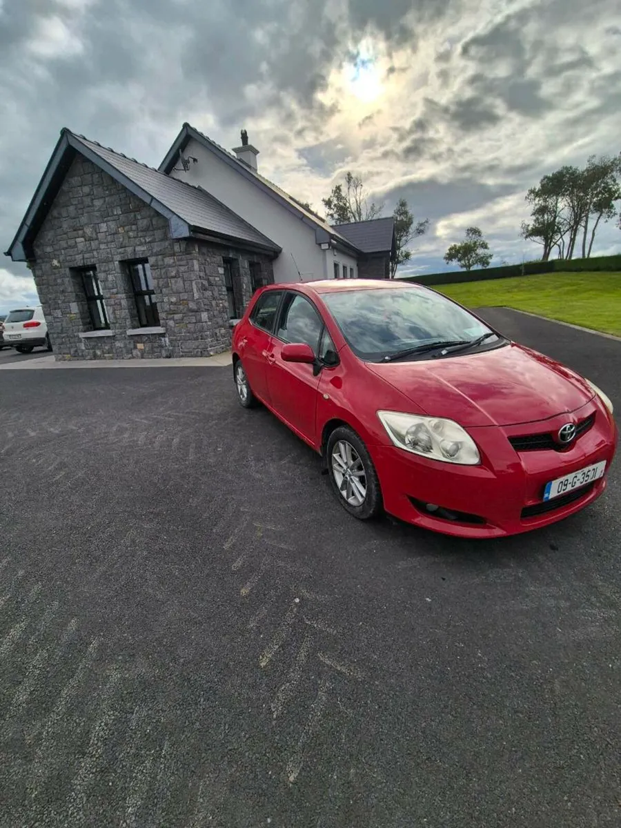 Toyota auris - Image 2