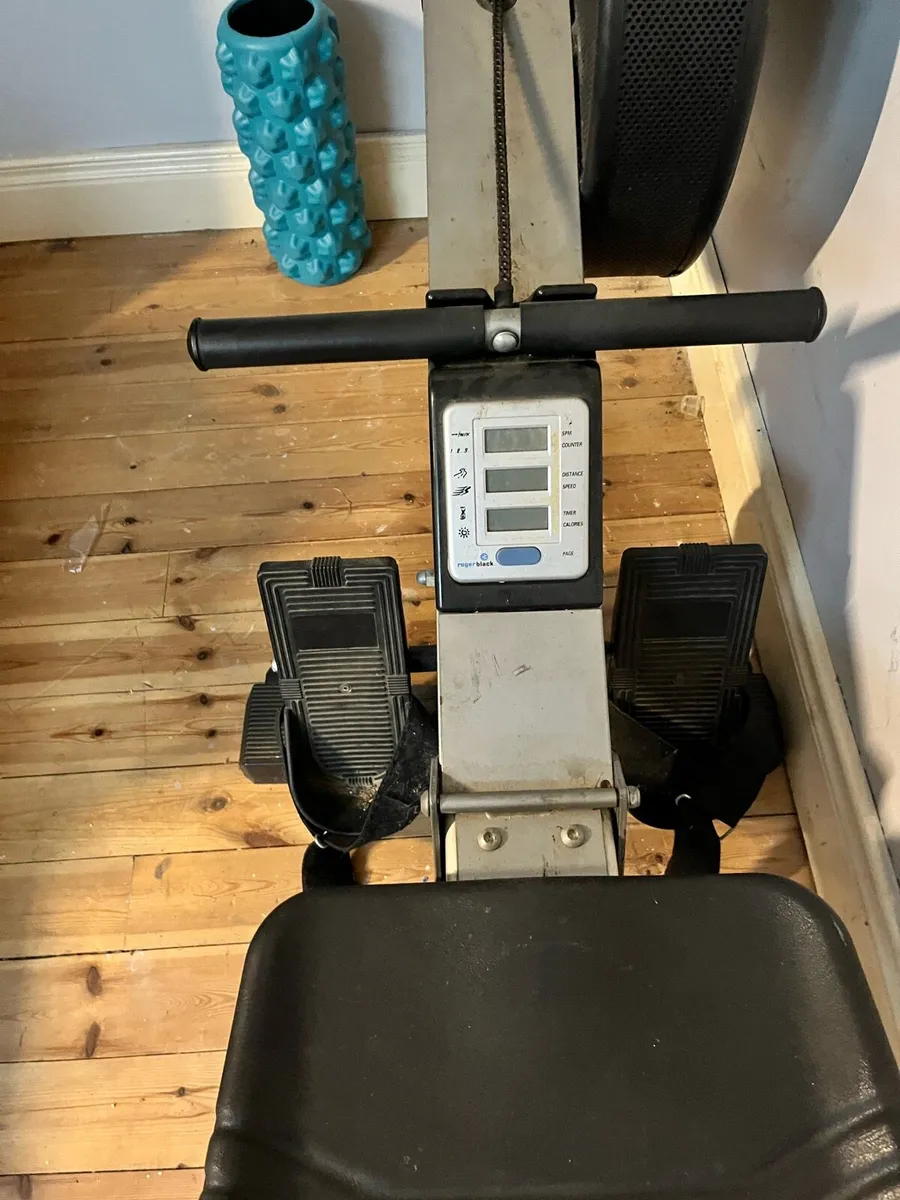 Roger Black Rowing Machine - Image 2
