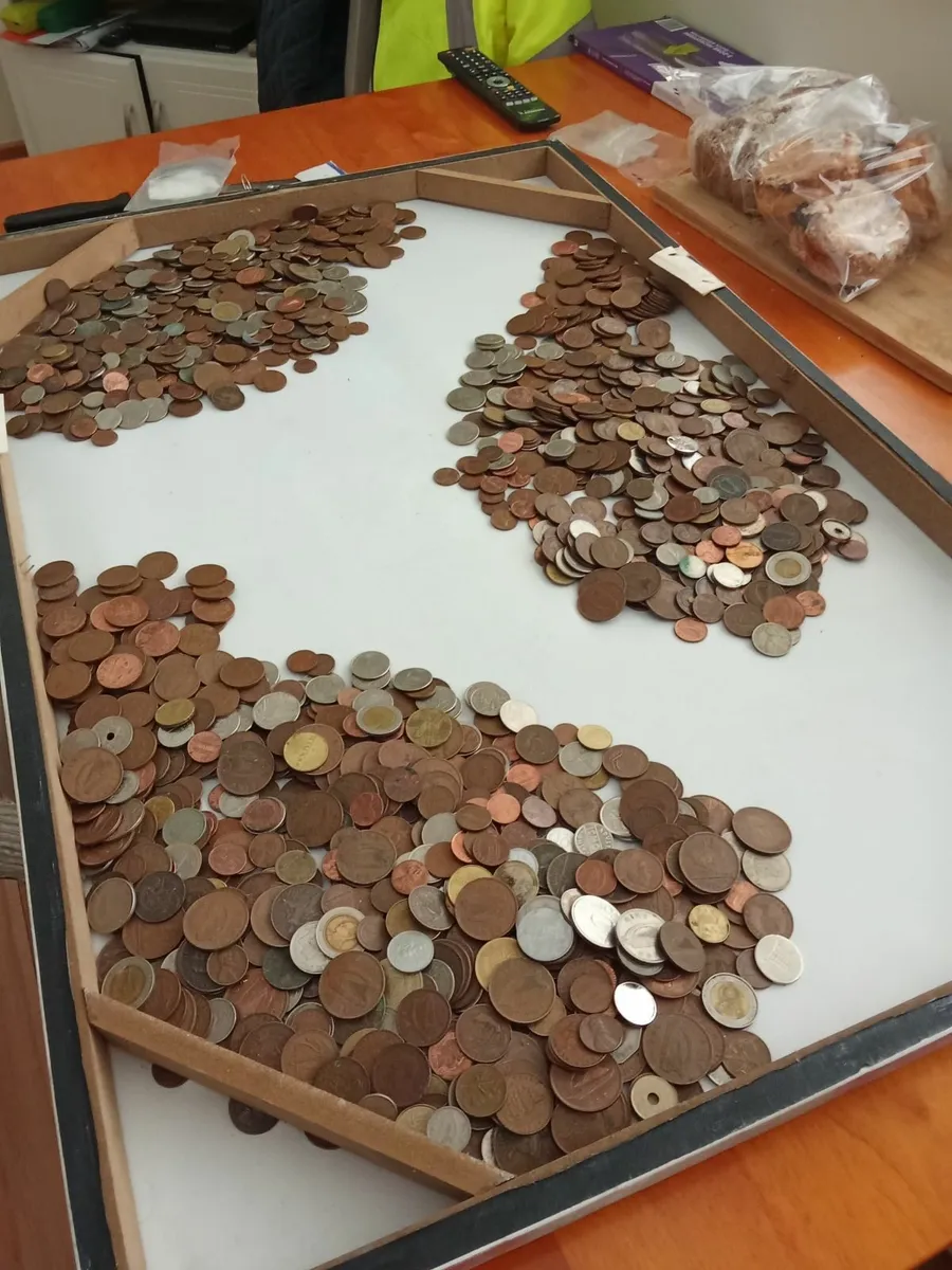 3 x job lot of coins - Image 1