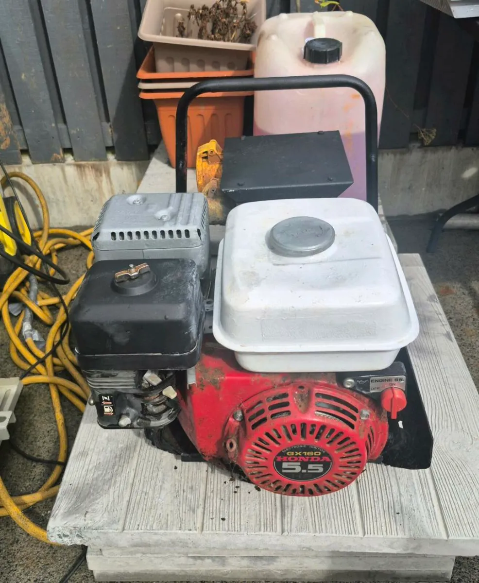 Honda petrol generator the pulley rope broke - Image 4