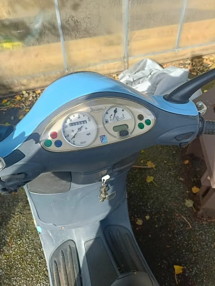 Piaggio Other 2002 - Image 2