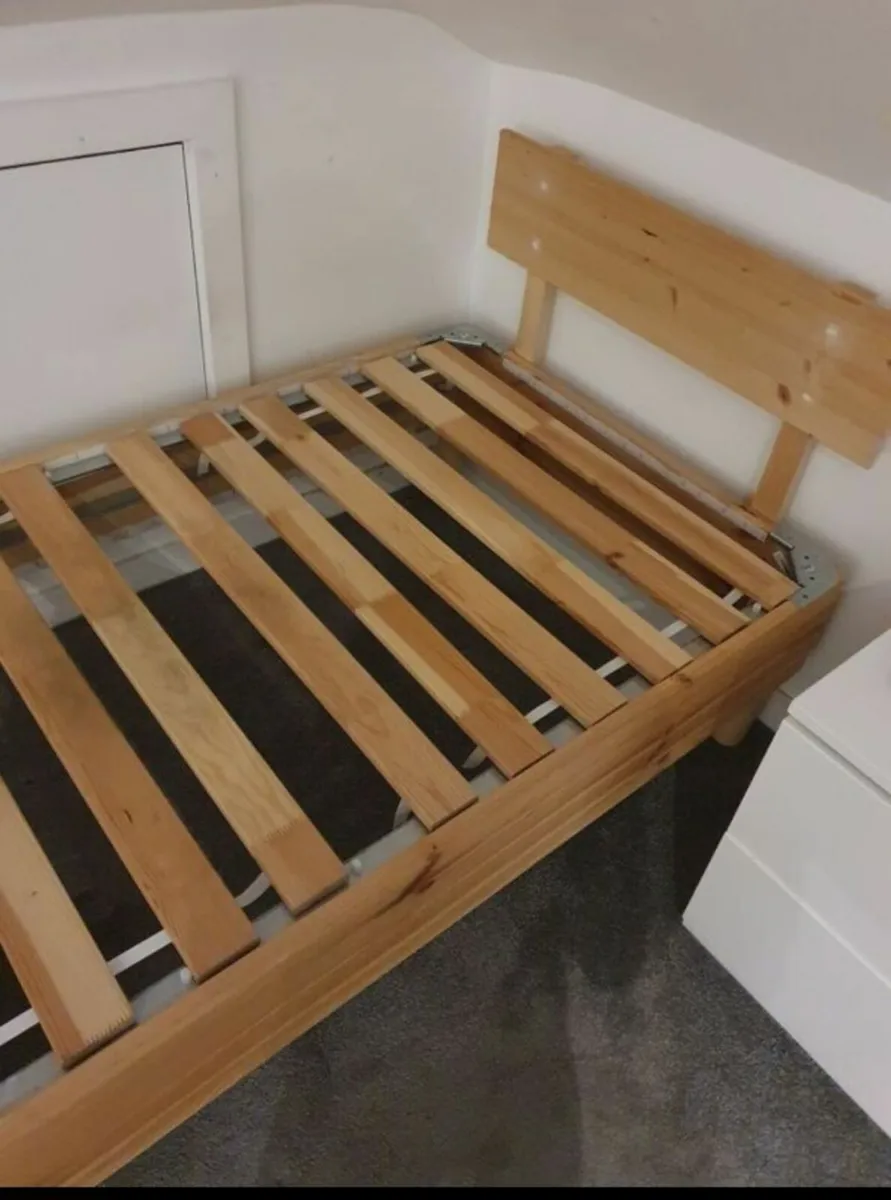Child's single bed - Image 2
