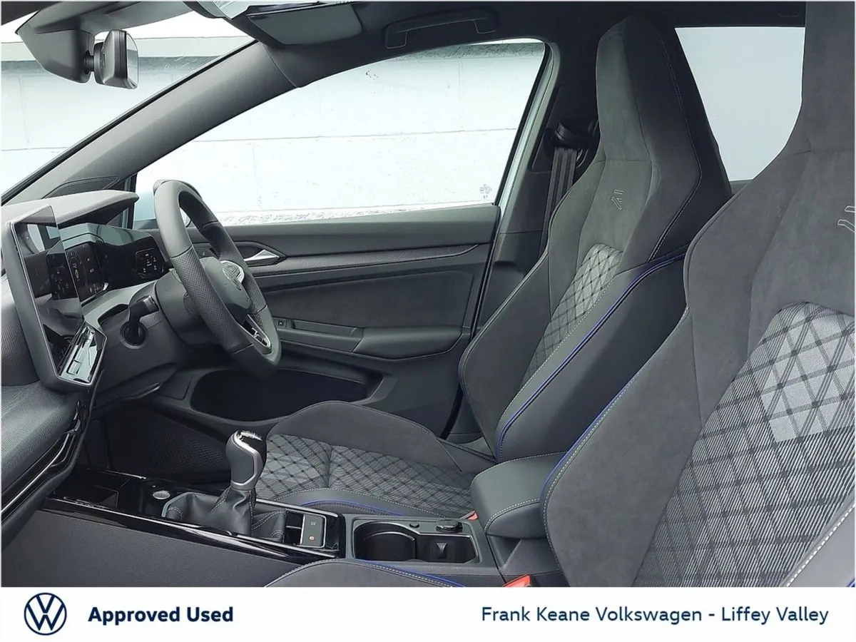 Volkswagen Golf R-line 1.5tsi 150HP  crystal ICE - Image 4
