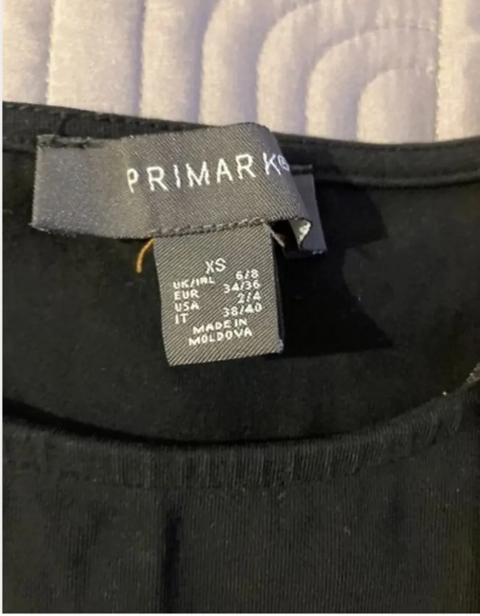 Lovely Penneys Top Size XS - Image 3
