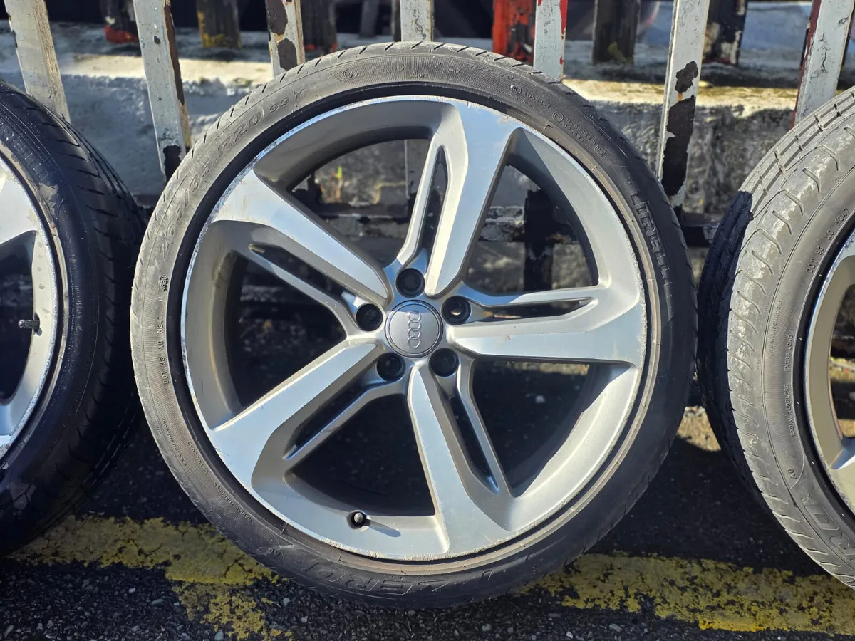4 Genuine Audi 20" Alloys 5X112 - Image 2