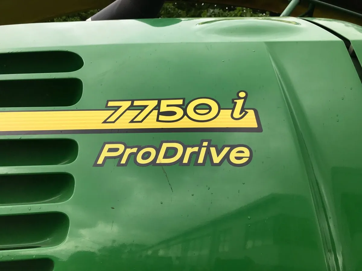 John Deere, Claas foragers - Image 4