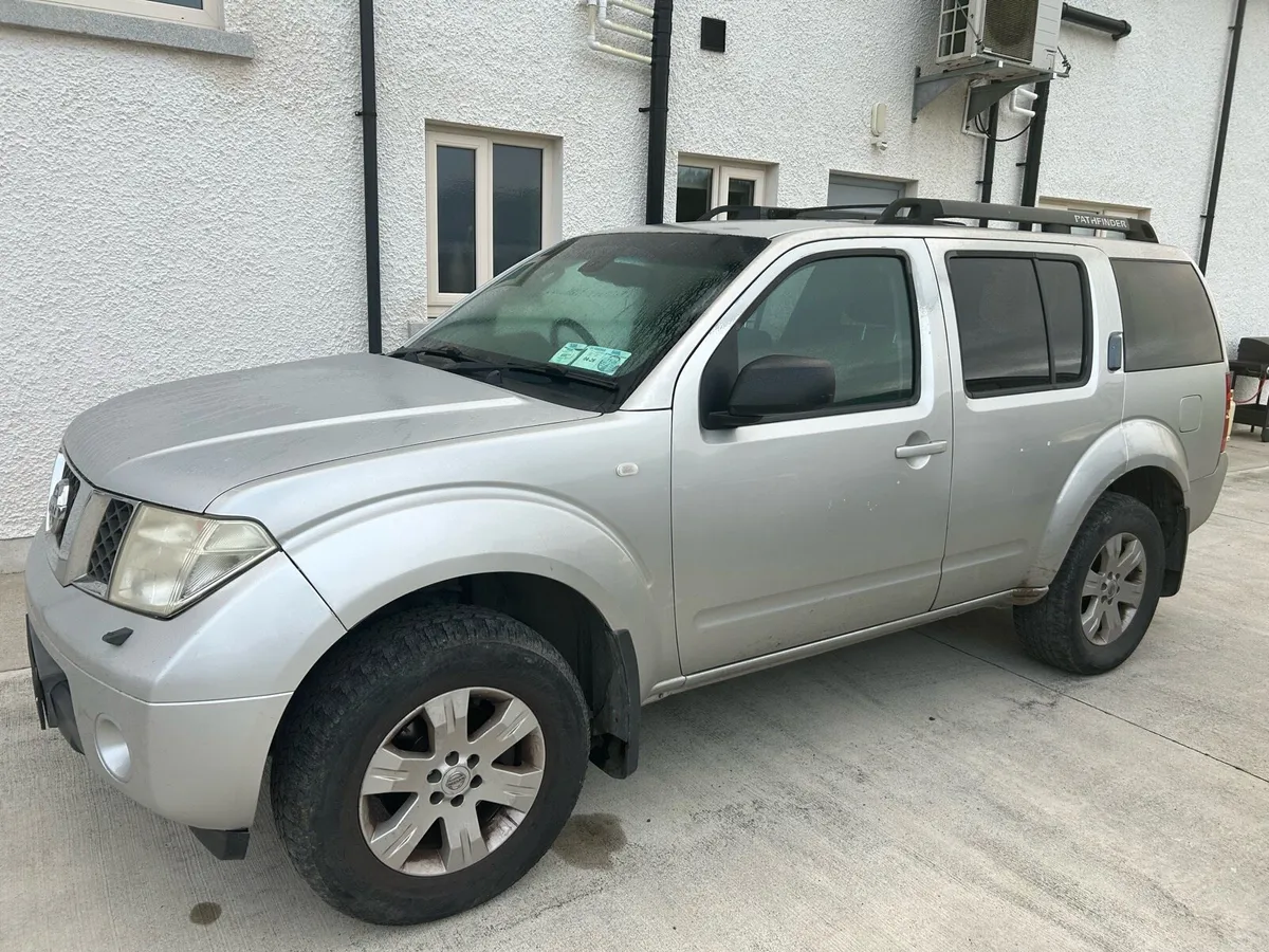 Nissan Pathfinder - Image 4