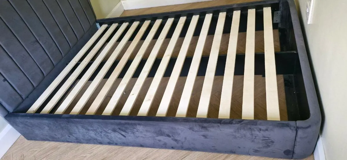 DOUBLE BED - Image 2