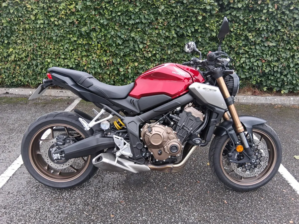 222 Honda CB650R Very Clean  Only 4300kms - Image 1