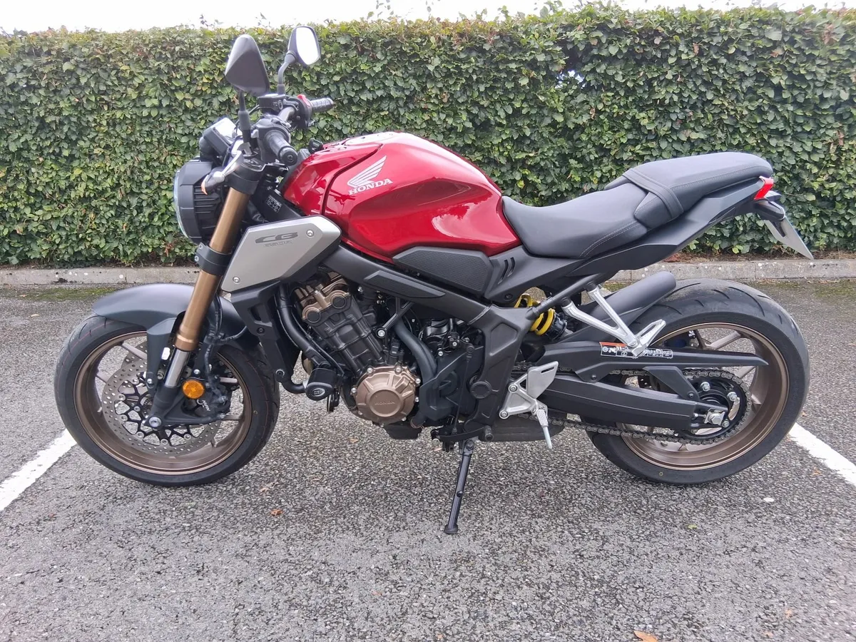 222 Honda CB650R Very Clean  Only 4300kms - Image 4