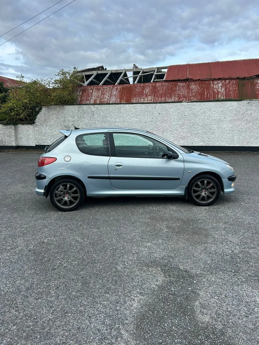Peugeot 206 GTI - Image 1