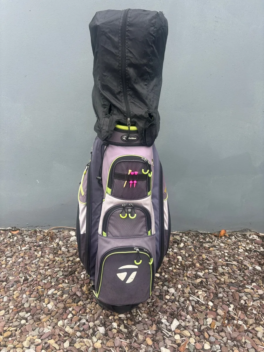 TaylorMade Golf Bag - Image 1