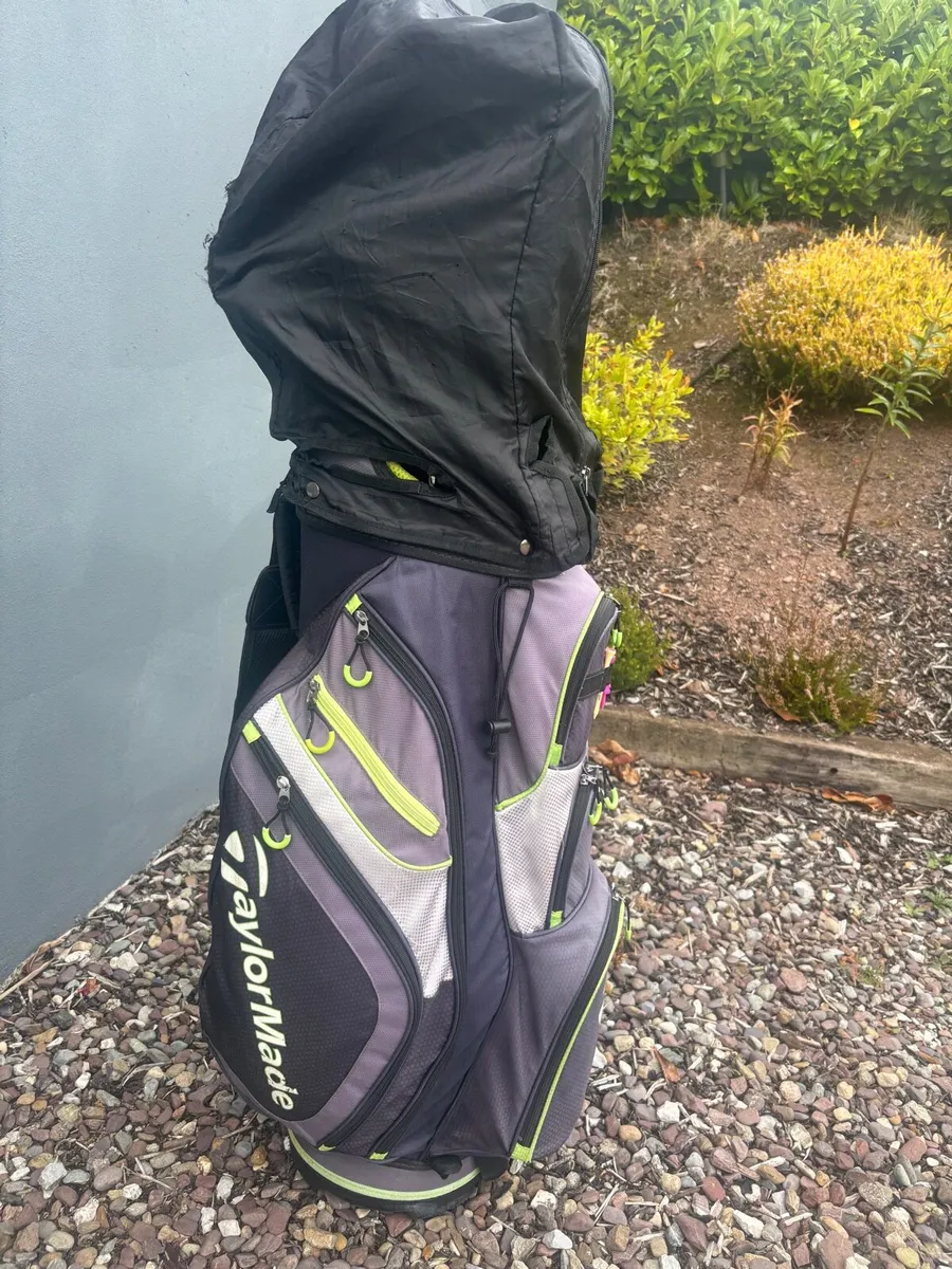 TaylorMade Golf Bag - Image 2
