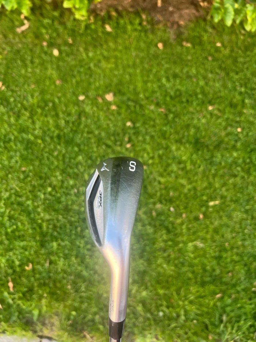 Mizuno jpx 923 sand wedge - Image 2