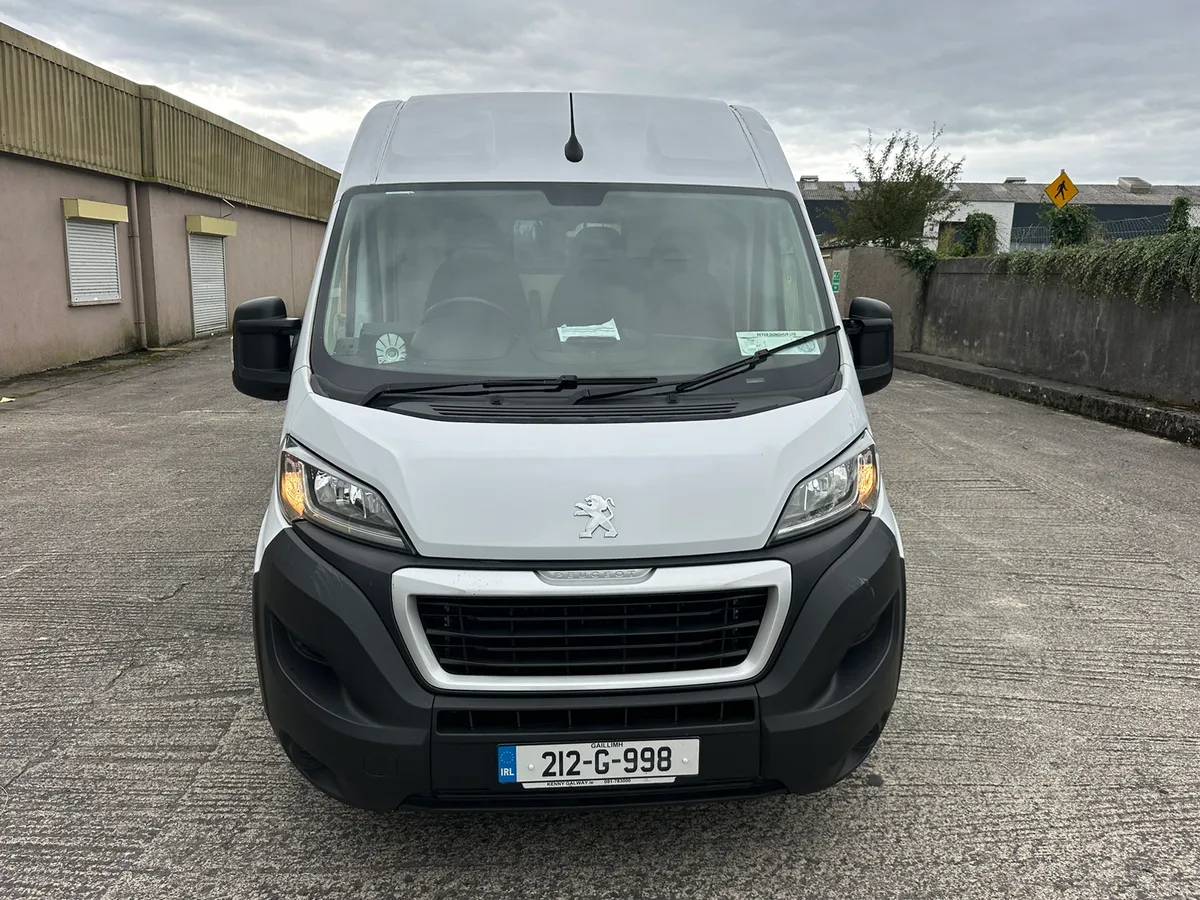 212 Peugeot Boxer2.2 DOE 7/26 Tax 1/26 - Image 2