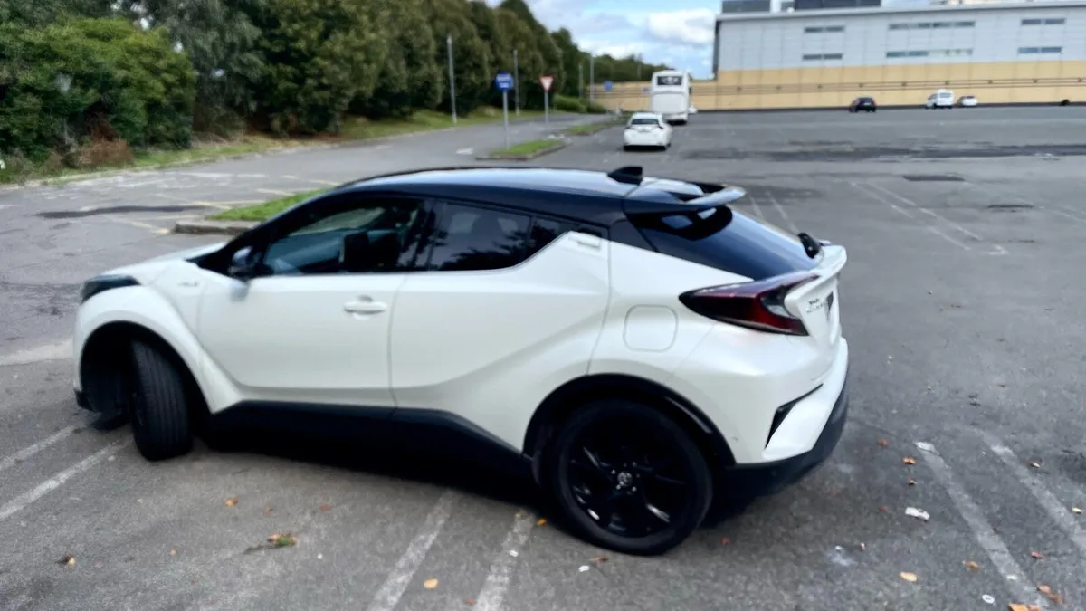Toyota C-HR 2019 – Perfect Condition - Image 4