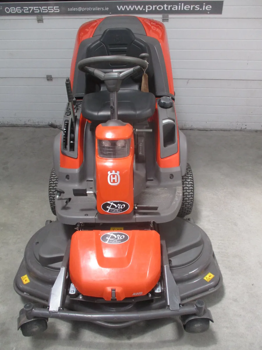Husqvarna Rider Collector Mower 4X4 - Image 4