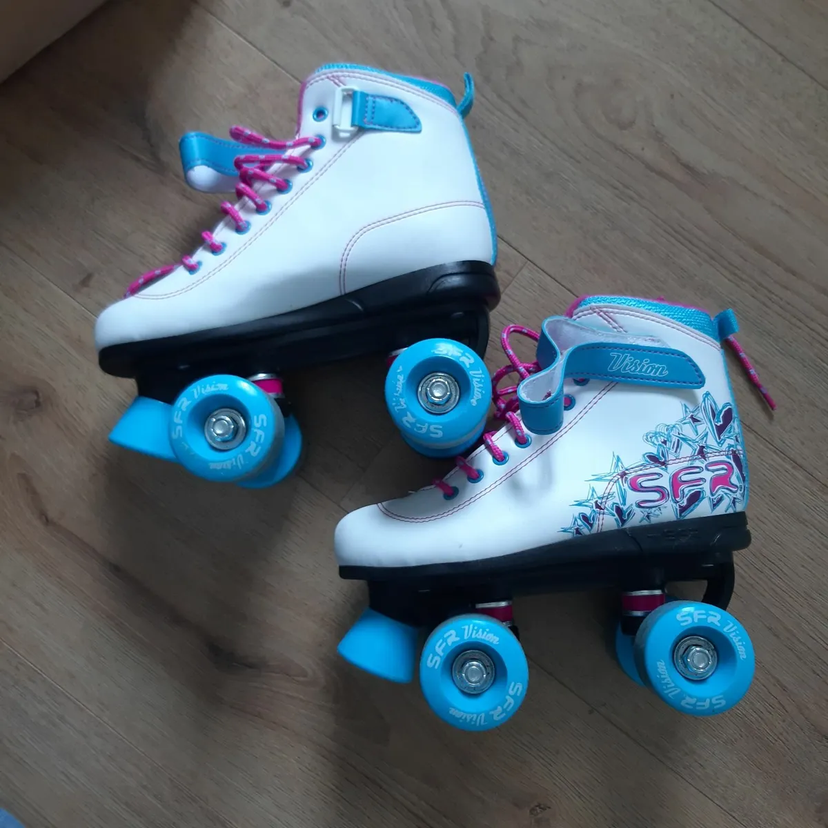 SFR Roller skates size 3uk - Image 2