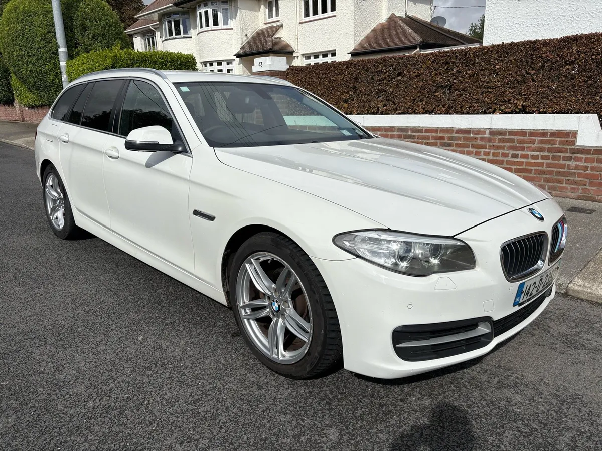 Bmw 520d Touring 19”M Sport alloys nct 08/26 - Image 1
