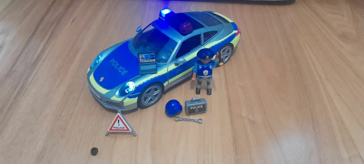 Playmobil porsche police car - Image 1