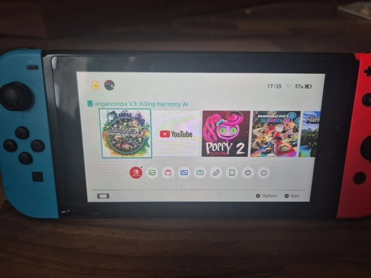 Nintendo Switch with 6 Games & accessories - Image 3