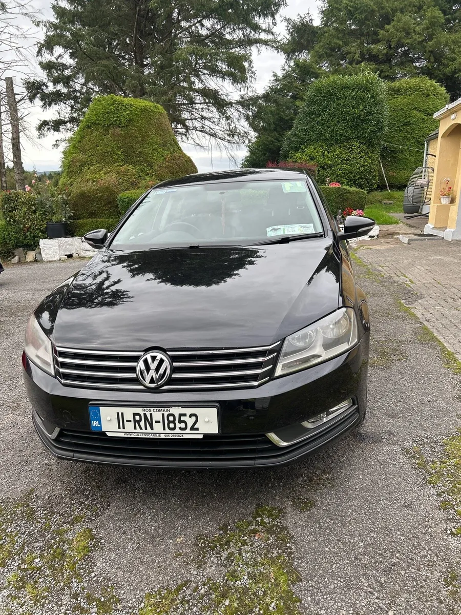 Volkswagen Passat - Image 1