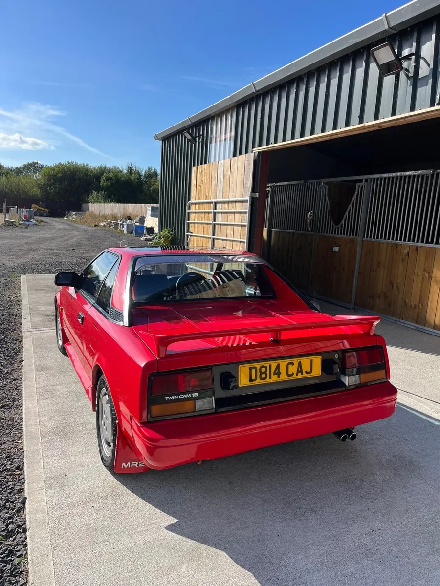 Toyota MR2 - Image 2