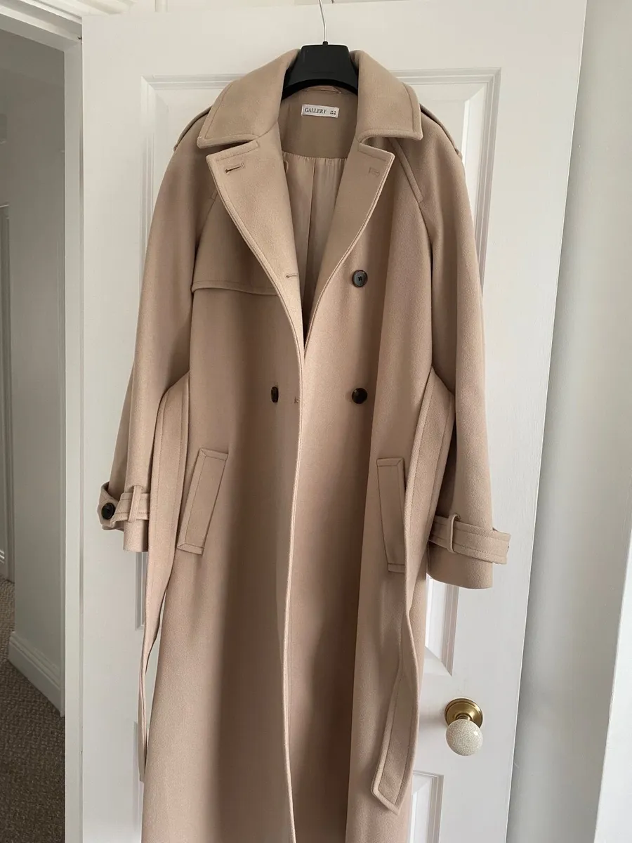 Clothes - Image 4