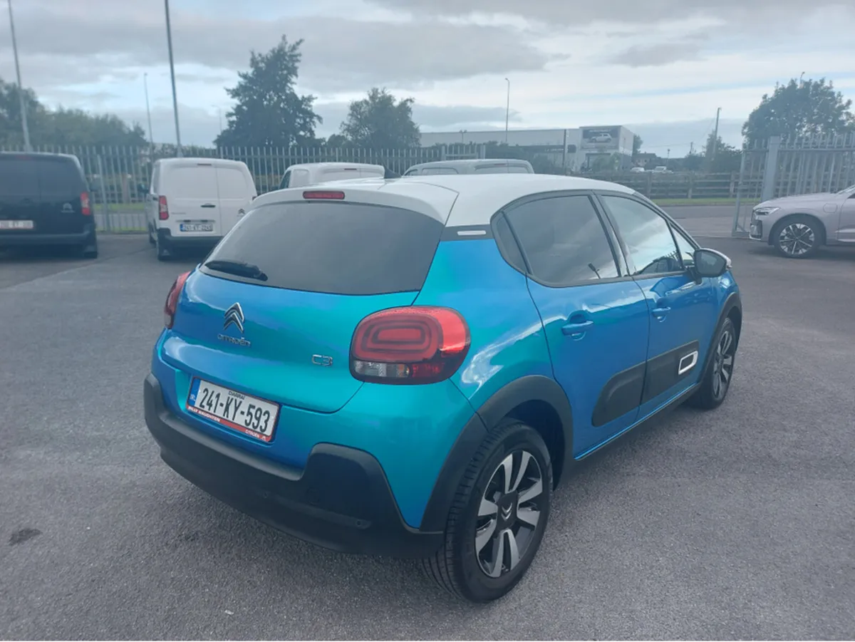 Citroen C3 PLUS PURETECH 110 EAT8 MY70 - Image 2