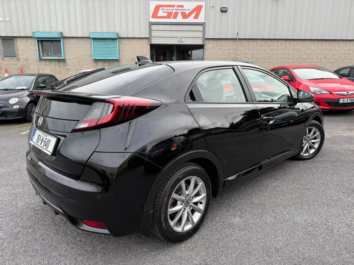 Honda Civic 2016 - Image 3