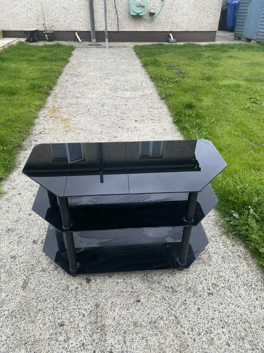 Glass tv stand - Image 1
