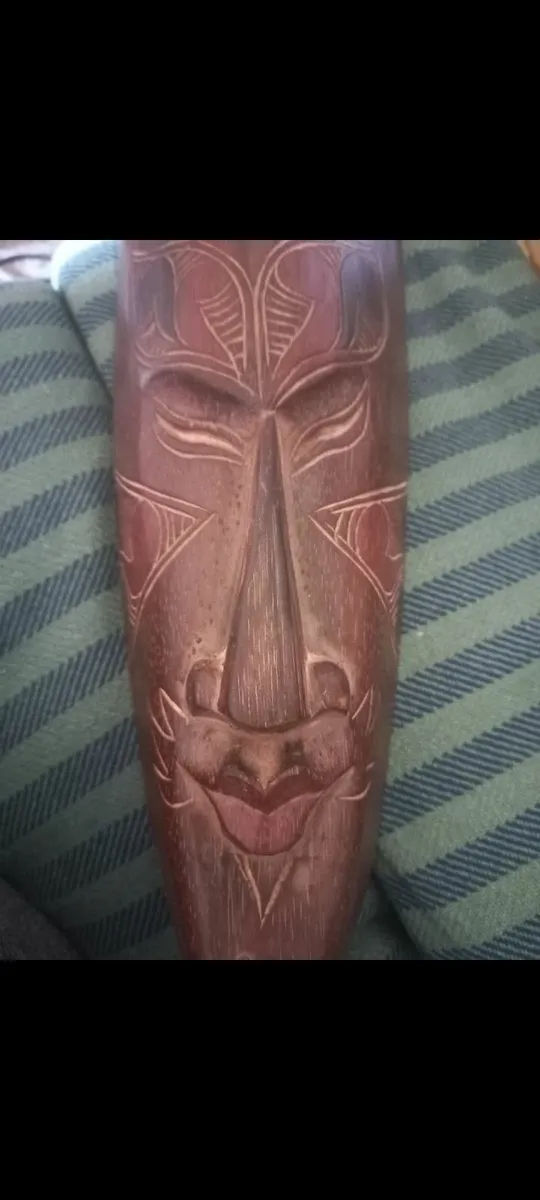 Pair of Hand carved wooden African masks - Image 4