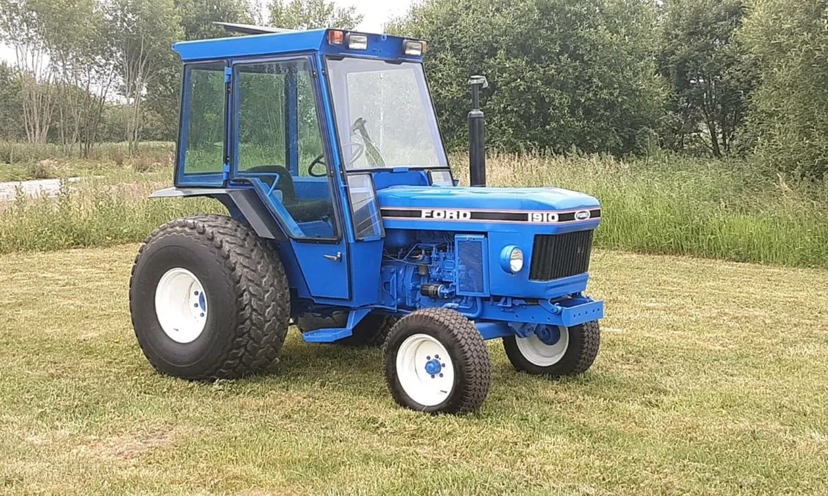 Ford - Image 1