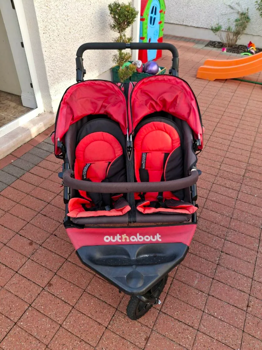 Out n about double buggy - Image 1