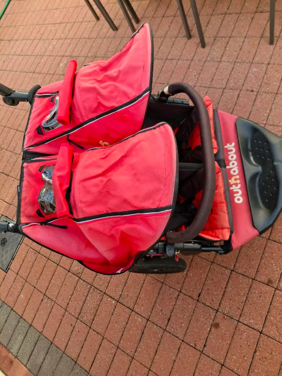 Out n about double buggy - Image 2
