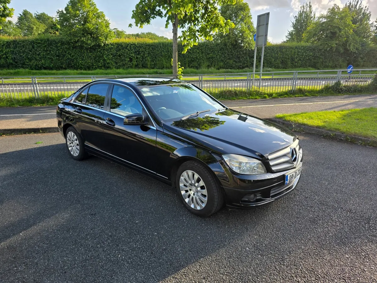 Mercedes-Benz C-Class 2009 - Image 1