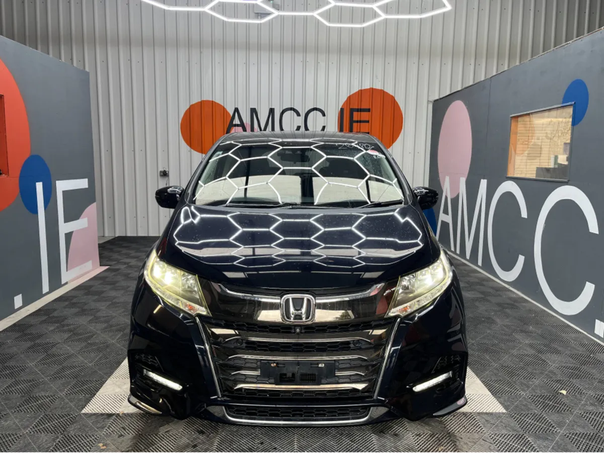 Honda Odyssey 2.0 HYBRID / 91k KMs / HEATED SEATS - Image 2