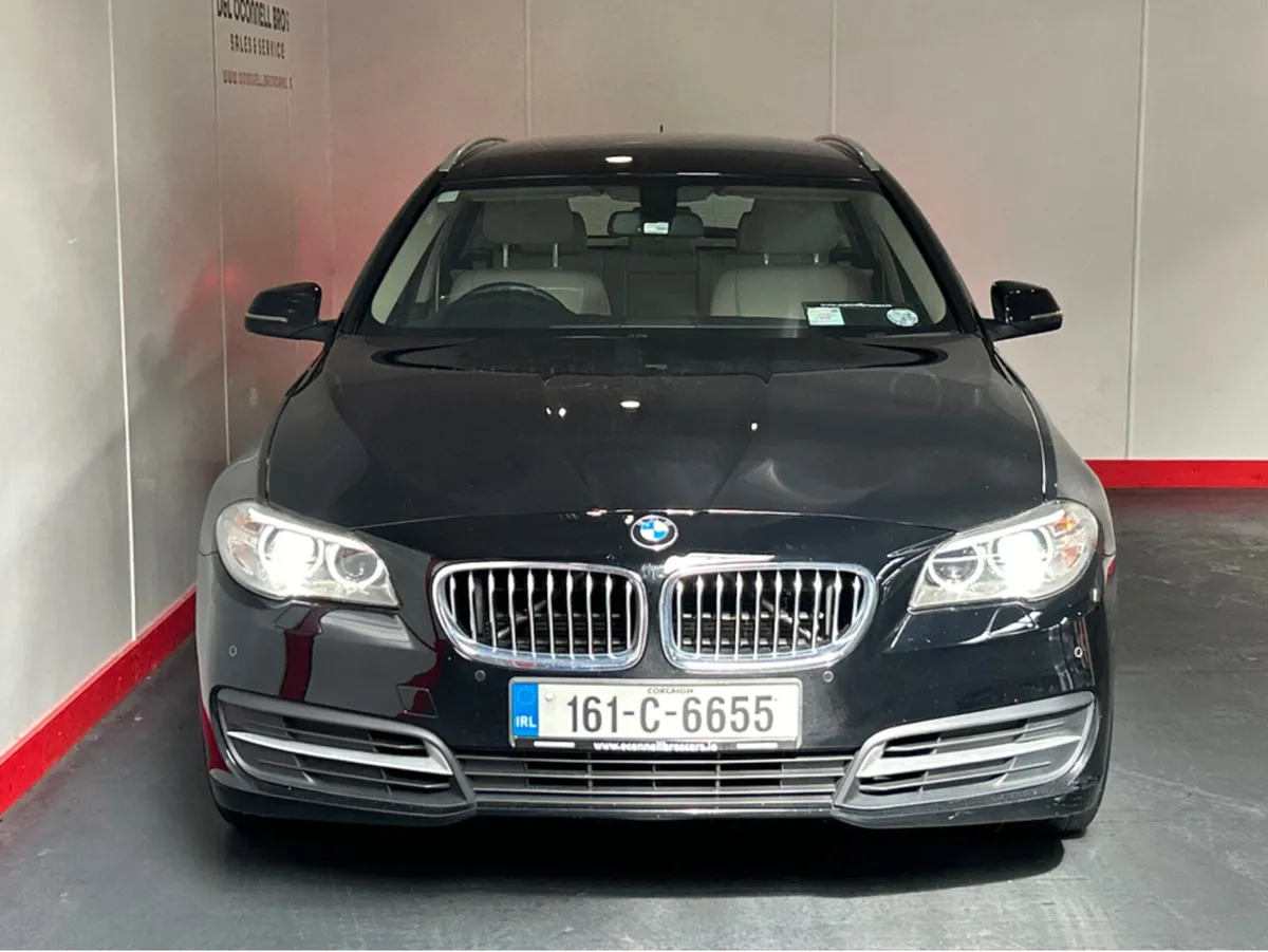 BMW 5-Series D SE 5L32 5DR AUTO 4DR - Image 2
