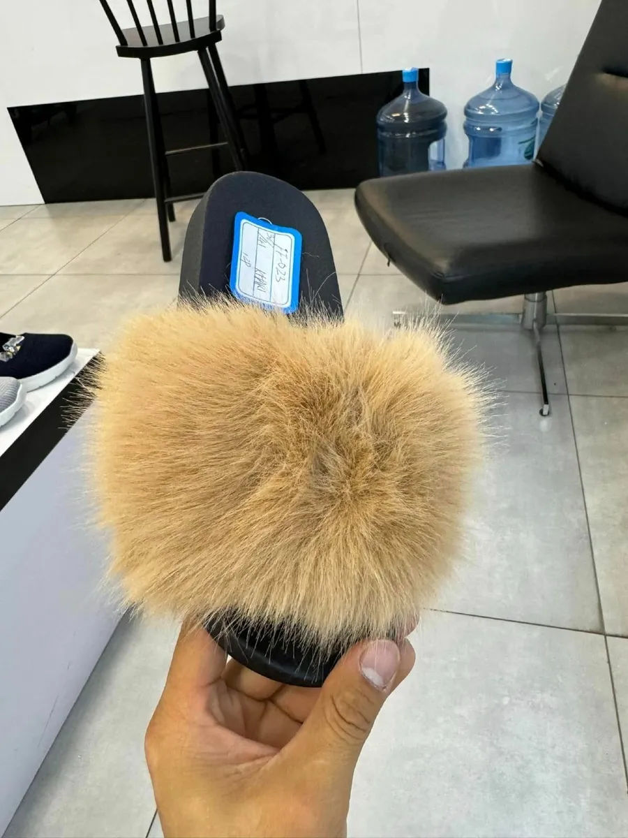 Fluffy fur slippers sizes 37-41 sizes 4-8 colorful - Image 3