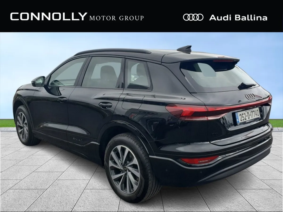 Audi Q6 e-tron Performance Advan - Image 4