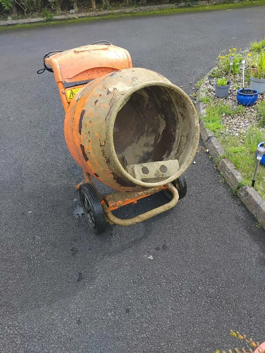 CEMENT MIXER - Image 2