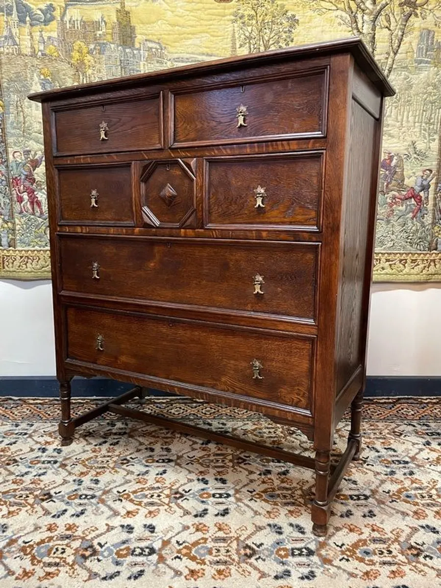 19th Century Oak Chest of Drawers - Image 1