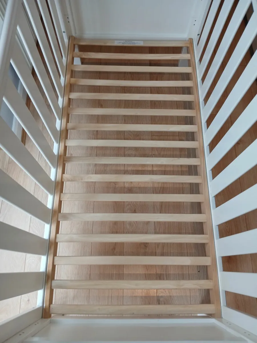 Cot / Cot bed - Image 2