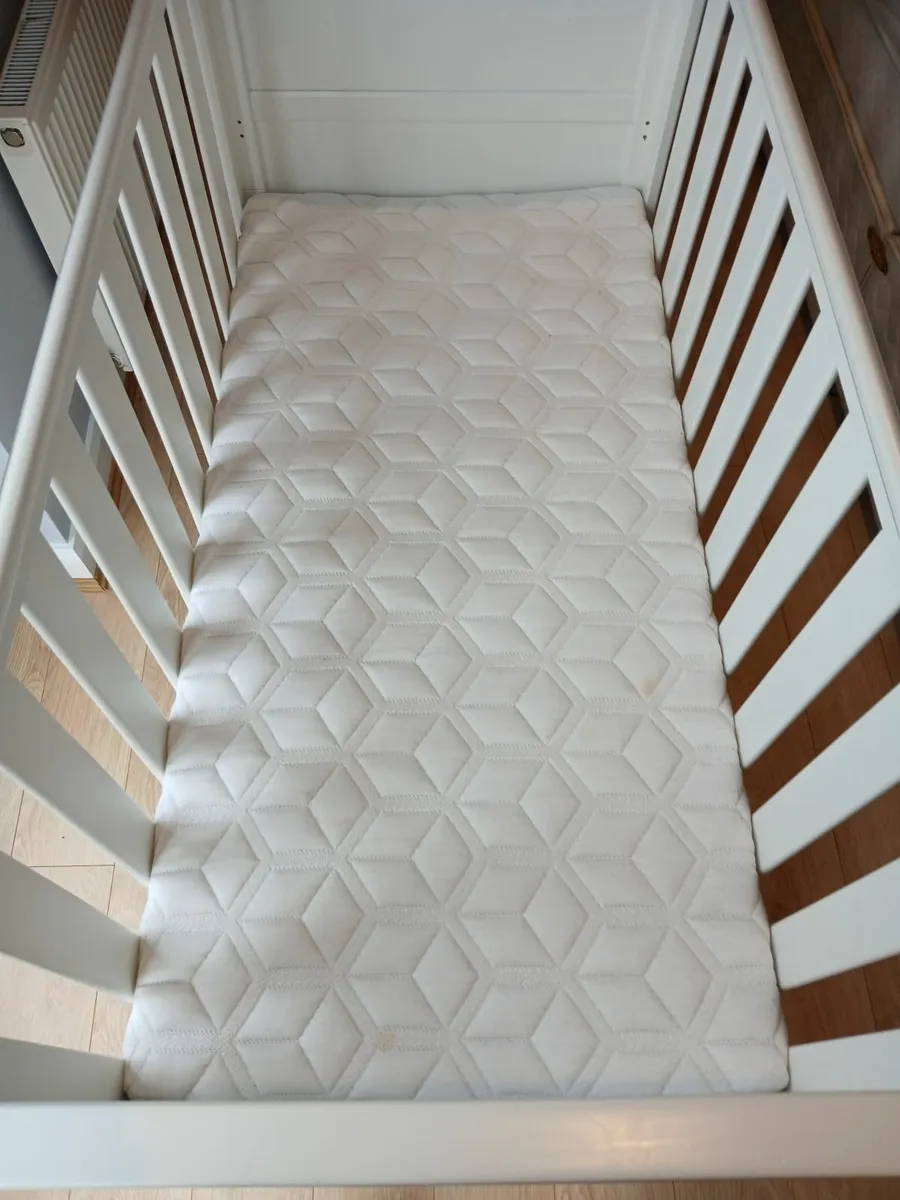 Cot / Cot bed - Image 1