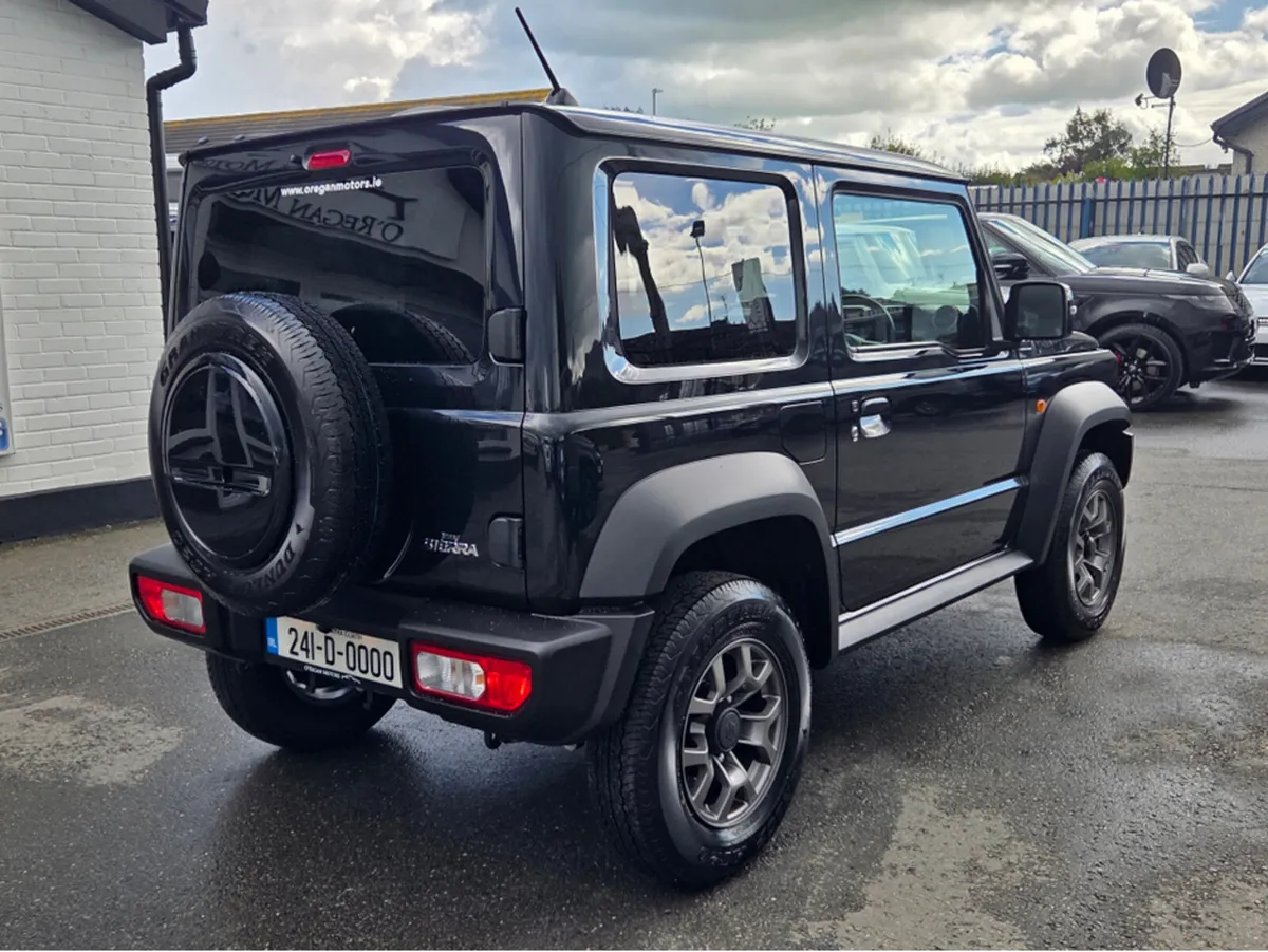 Suzuki Jimny JIMNY 1.5 SIERRA 4WD AUTO - Image 4