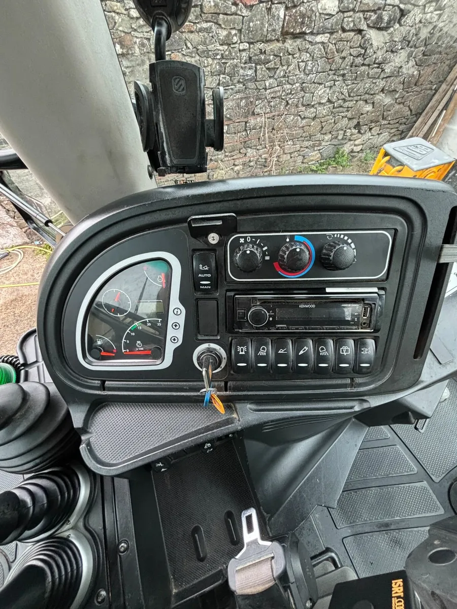 JCB 3CX - Image 3