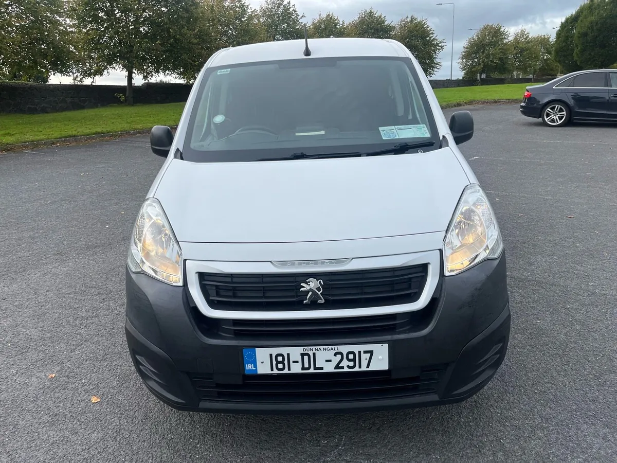 2018 Peugeot Partner 3 seater new DOE low kms - Image 2