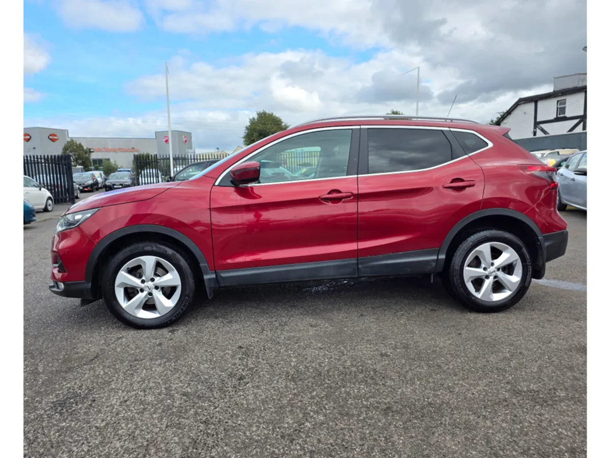 Nissan Qashqai 1.3 SE  AUTOMATIC ** 1 OWNER IRISH - Image 4