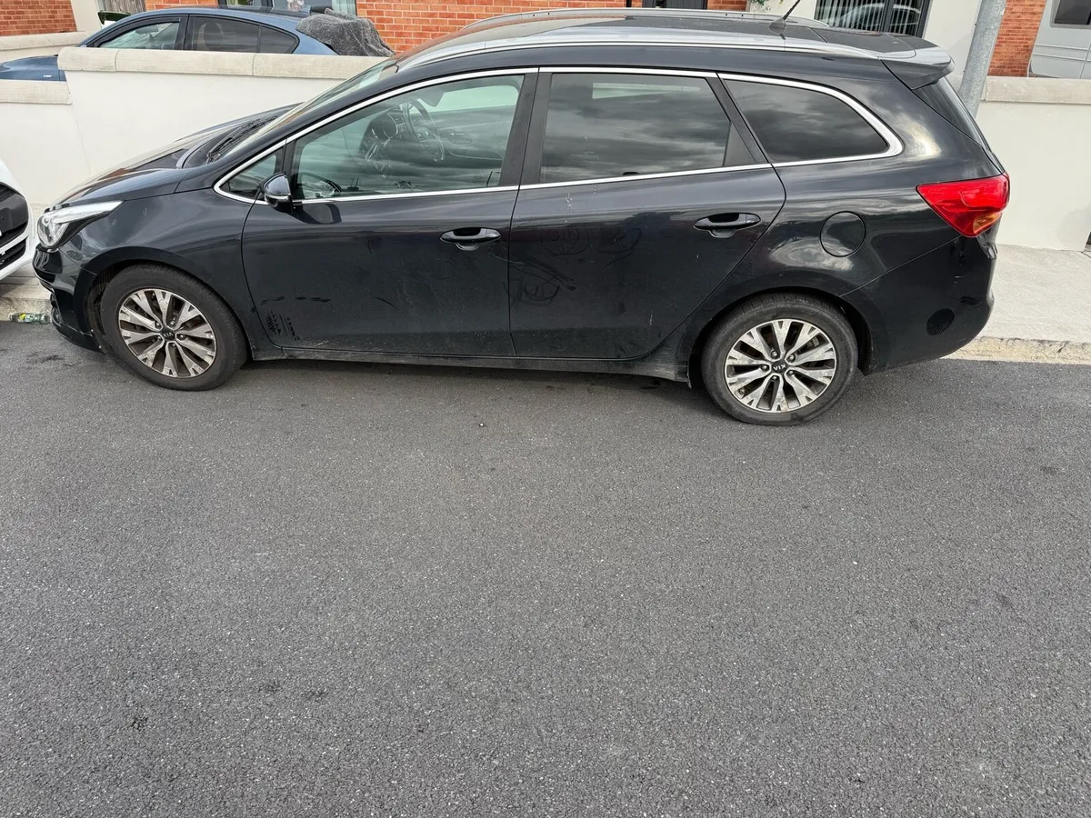 2017 (171) Kia Pro Ceed 1.6 Crdi - Image 2