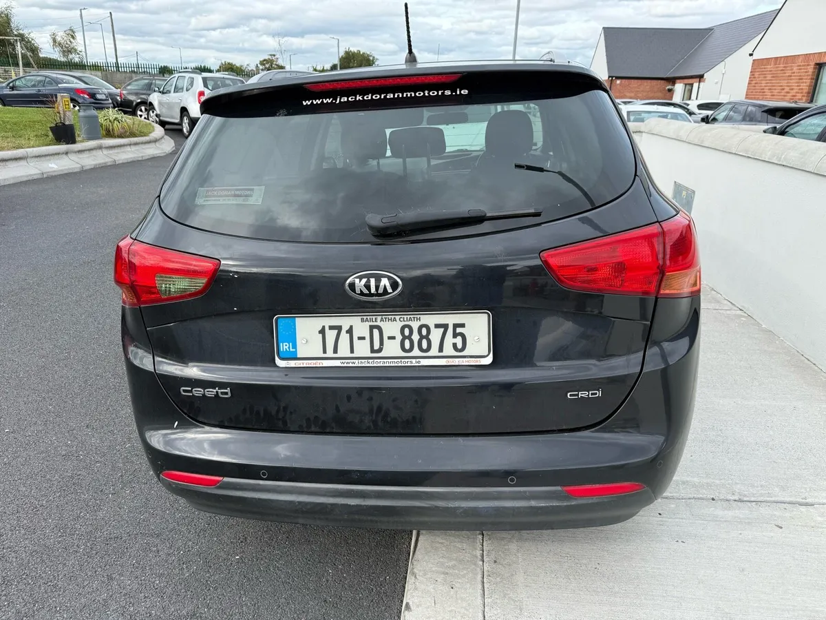 2017 (171) Kia Pro Ceed 1.6 Crdi - Image 4
